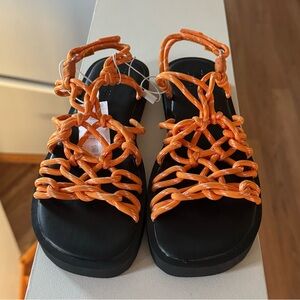 Brand new “Zara”shoes for women.Size-8(38),color orange/black.🧡🖤